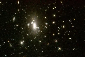 Cụm thiên hà MACS J0417 được kính viễn vọng không gian Hubble chụp lại. Ảnh: NASA