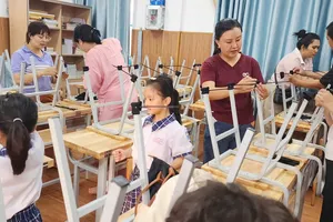 Phụ huynh vẫn băn khoăn với quỹ trường, quỹ lớp