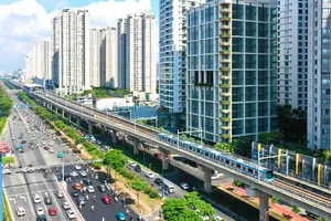 Metro số 1 đi qua khu vực phường An Khánh, kết nối hạ tầng giao thông và không gian đô thị phía Đông TPHCM. Ảnh: HOÀNG HÙNG