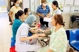 Gian nan tuyển dụng và giữ chân bác sĩ trẻ