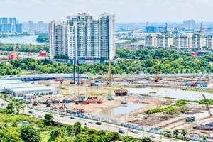 “Bơm” vốn vào phát triển hạ tầng