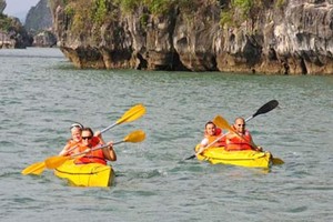 Kayak tour lures more tourists