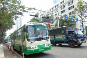 HCM City plans to put over 1,000 new buses into service by 2020. – VNS Photo Anh Vu