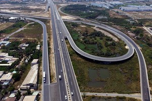 HCM City-Long Thành-Dầu Giây Highway funded by Official Development Assistance of Japan International Cooperation Agency. - VNA/VNS Photo Mạnh Linh