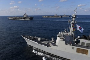 South Korea's Sejong the Great Aegis destroyer trains with three U.S. aircraft carriers in the East Sea on Nov. 12, 2017, in this photo provided by the Navy. (Yonhap)