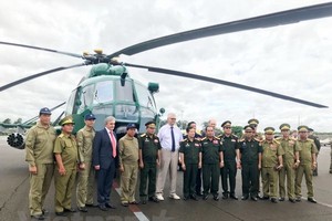 Russia hands over four helicopters to Laos