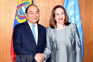 Prime Minister Nguyen Xuan Phuc (L) and President of the UN General Assembly Maria Fernanda Espinosa Garces (Source: VNA)