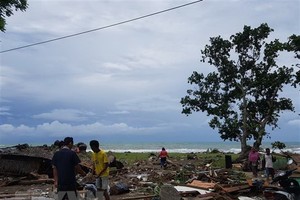 Ruins in Carita, Banten province of Indonesia following the tsunami on December 22 (Photo: Yonhap/VNA)