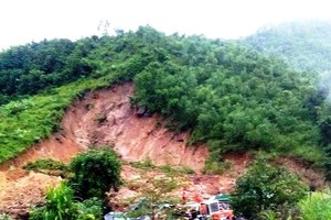 Landslides in Khanh Hoa province kill 3