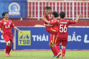 TPHCM II có trận thắng đầu tay trước đối thủ Hà Nội II. Ảnh: Dũng Phương