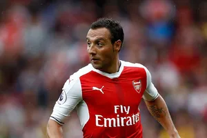 Santi Cazorla đang lo lắng về mặt nguy cơ giải nghệ sớm