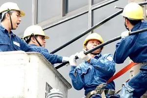 Bộ Công thương ban hành giá bán sỉ điện năm 2017