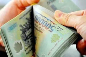 Chốt mức lương tối thiểu vùng năm 2018 tăng 6,5%