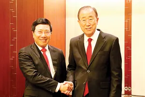 Phó Thủ tướng, Bộ trưởng Ngoại giao Phạm Bình Minh tiếp nguyên Tổng thư ký Liên hiệp quốc Ban Ki-moon