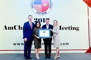 Trao giải thưởng Cống hiến vì cộng đồng