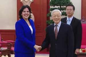 Tổng Bí thư Nguyễn Phú Trọng tiếp thân mật Đại sứ Cuba Lianys Torres Rivera.