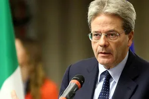 Thủ tướng Italia từ chức