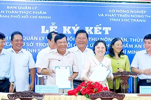 Lễ ký kết tiêu thụ nông sản, thủy sản giữa tỉnh Sóc Trăng và TPHCM