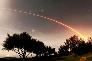 NASA phóng tàu thăm dò nghiên cứu về động đất trên sao Hỏa