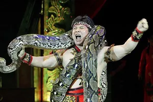 Xiếc Việt Nam chuyển đổi dần sang xu hướng thay thế xiếc động vật hoang dã bằng các loài vật gần gũi với đời sống con người