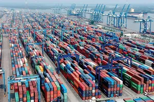 Chi phí logistics cao làm tăng chi phí của doanh nghiệp. Ảnh: CAO THĂNG