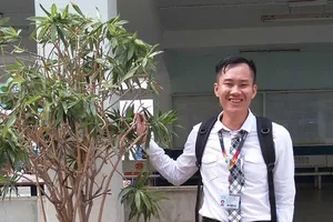 Chàng trai khiếm thị Đinh Văn Lộc, tác giả chính của dự án “Em cần bảo vệ”