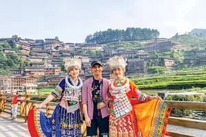 Độc đáo miêu làng Tây Giang Trung Quốc
