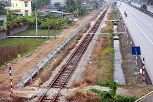 Đề xuất 2.500 tỷ đồng xóa lối đi tự mở qua đường sắt