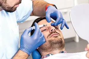 Sửa nhan sắc... để giữ việc làm