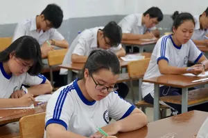 Học sinh thi THPT quốc gia năm 2019 tại điểm thi Trường THPT Maria Curie (TPHCM), môn Ngữ văn. Ảnh: HOÀNG HÙNG