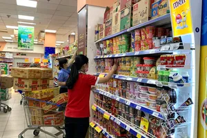 Nhiều mặt hàng thiết yếu có nguồn cung dồi dào tại hệ thống siêu thị