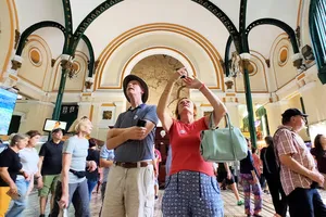 Xây dựng điểm đến hấp dẫn, an toàn đón du khách quốc tế