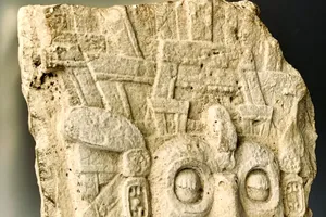 Mảnh bia của nền văn minh Maya cổ đại