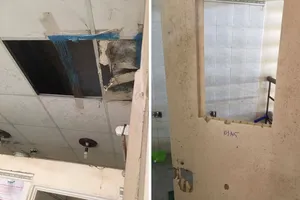 Nhiều cơ sở vật chất tại ký túc xá Đại học Quốc gia TPHCM bị hư hỏng. Ảnh: BÙI TUẤN