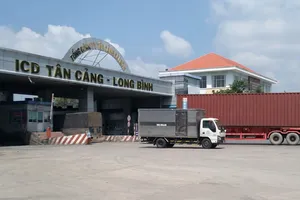 Tân Cảng - Long Bình là 1 trong 2 cảng cạn đang hoạt động hiệu quả