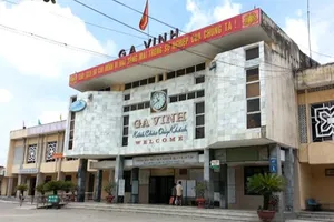 Ga Vinh (Nghệ An) là ga hỗn hợp, ưu tiên chức năng chính là ga hành khách trong đô thị, phục vụ du lịch