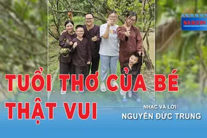Tuổi thơ của bé thật vui
