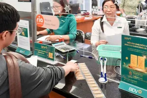 Giá vàng miếng SJC cao hơn thế giới khoảng 16 triệu đồng/lượng, Ngân hàng Nhà nước cảnh báo hiện tượng đầu cơ