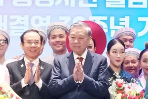 Podcast bản tin trưa 14-8: Tổng Bí thư Tô Lâm kết thúc tốt đẹp chuyến thăm cấp Nhà nước tới Hàn Quốc