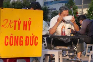 Tiệm mì “2K tùy hỷ”