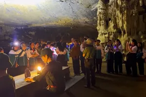 Khám phá Hang Chỉ huy trên cung đường Trường Sơn huyền thoại
