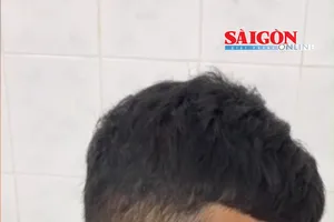 Liên quan vụ bạo hành bé trai 2 tuổi, tối 5-5, Cơ quan Cảnh sát điều tra, Công an TPHCM cho biết đã ra lệnh bắt khẩn cấp Nguyễn Thị Thanh Trúc (33 tuổi) và Danh Chơn (30 tuổi), cùng ngụ xã Hòa Hiệp, để điều tra về hành vi cố ý gây thương tích.