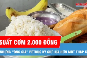 Những “ông già” Pétrus Ký giữ lửa quán cơm 2.000 đồng giữa lòng thành phố