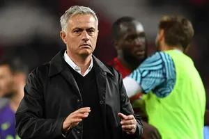 Những huấn luyện viên chờ… ra đi