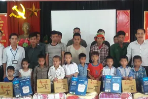 400 triệu đồng cứu trợ người dân bị mưa lũ