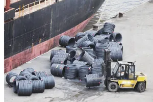 Cảnh báo thép nhập khẩu tràn vào Việt Nam