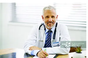 Ông J.R Smith - Tiến sĩ y học Trường đại học Edinburgh nước Anh đã nghiên cứu về bệnh thấp khớp trên 30 năm. Hiện là thành viên Viện y học Hoàng gia Anh chuyên gia chăm sóc sức khỏe cho Hoàng Gia nước Anh là Viện trưởng Trung tâm nghiên cứu bệnh thấp khớp