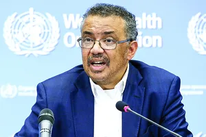 Ông Tedros Adhanom Ghebreyesus, Tổng Giám đốc Tổ chức Y tế thế giới, trong cuộc họp báo về dịch bệnh viêm phổi do virus Corona mới gây ra tại Geneva, Thụy Sĩ. Ảnh: TTXVN                                                             