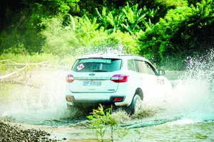 Ford Everest dẫn đầu doanh số phân khúc SUV hạng trung tháng 7-2020