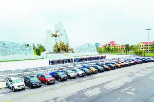 Đoàn của Ford Việt Nam đang hoạt động cứu trợ tại các tỉnh miền Trung  